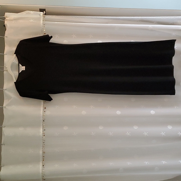 Exclusively Misook Dresses & Skirts - Misook knit dress